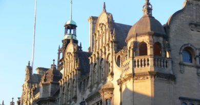 Family resemblance : Oxford’s twin cities – Un article paru dans la revue Cherwell