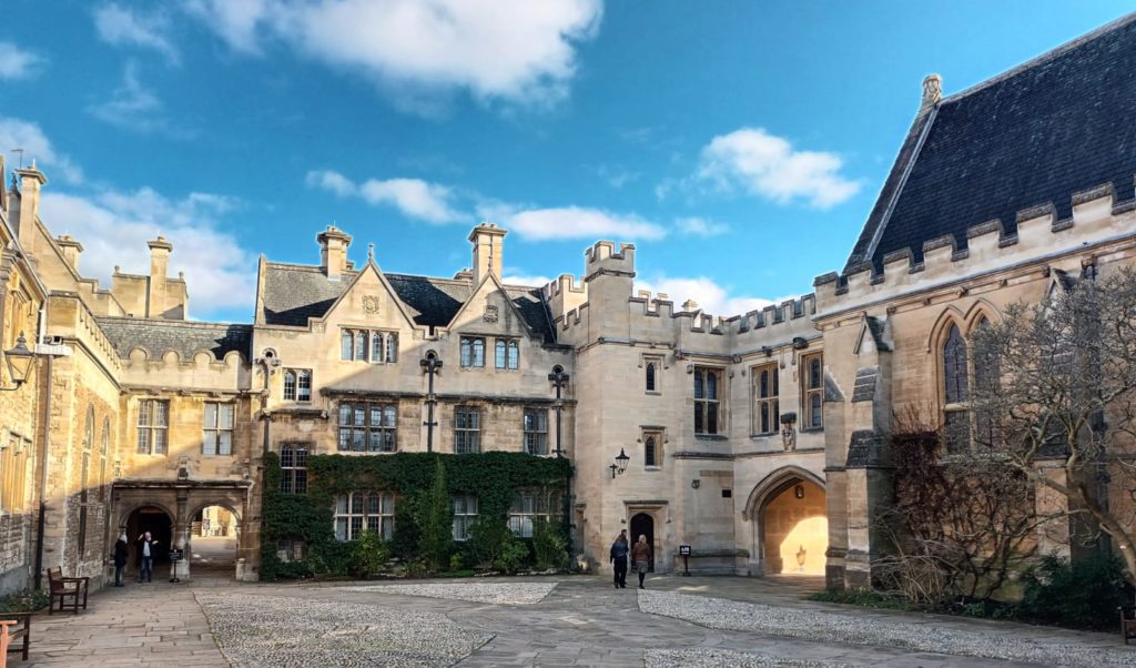 Le Front Quadrangle de Merton College, Oxford.